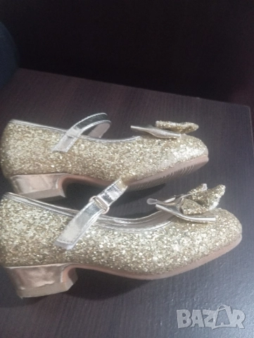 Златисти токчета за малка принцеса, снимка 2 - Детски обувки - 51933878