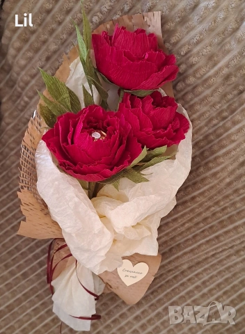 Букети от крепхартия и бонбони, снимка 2 - Изкуствени цветя - 53135078