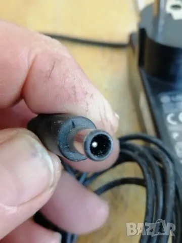 Оригинално зарядно за лаптоп LG, снимка 3 - Части за лаптопи - 48833313