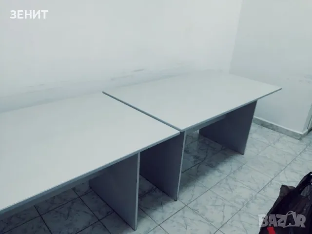 Продавам маси за офис