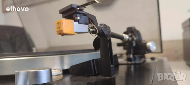 Грамофон Thorens TD 147, снимка 6 - Грамофони - 51203193