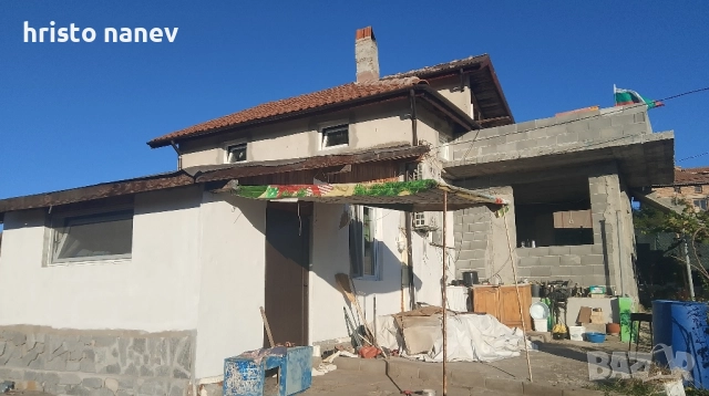 продавам къща в село Черни връх 