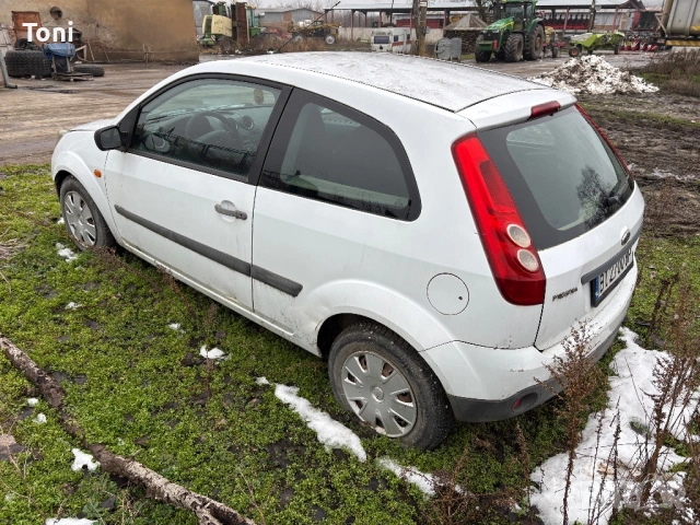 Ford Fiesta 1.4 TDCI 2007 товарен, снимка 4 - Автомобили и джипове - 53384304