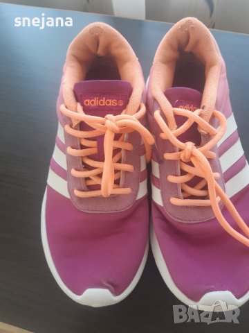 Adidas оригинални маратонки , снимка 2 - Маратонки - 41623344