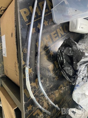 Хром предна броня w204 facelift лайсничка предна лява , снимка 1