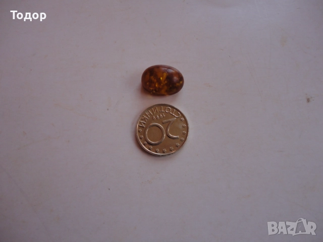 Камък кехлибар за пръстен 
