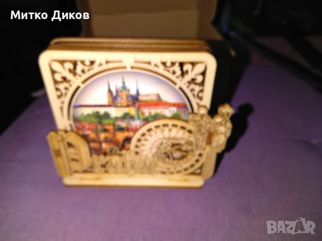 Дървени подложки за бира нови 6 броя с изгледи от Прага, снимка 2 - Декорация за дома - 51009358