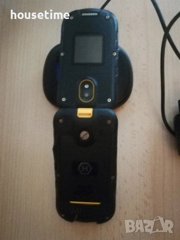 Телефон HAMMER, снимка 2 - Телефони с две сим карти - 52482213