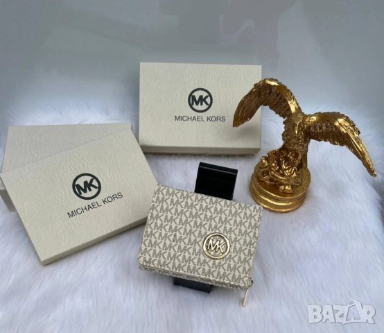портмонета michael kors, снимка 2 - Портфейли, портмонета - 51444543