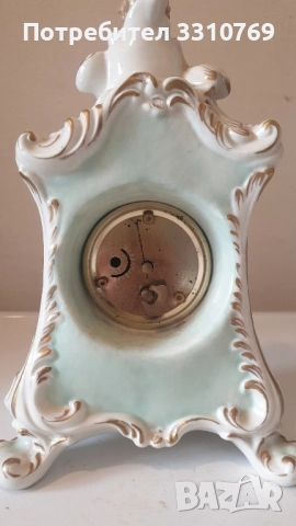 Прекрасен порцеланов часовник Каподимонте. , снимка 3 - Стенни часовници - 52623367