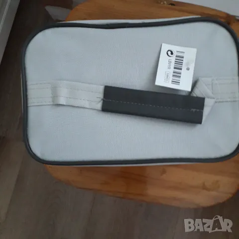 Малка чанта за козметика, снимка 4 - Чанти - 47324794