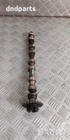 Разпределителен вал BMW E46 320D 136hp 2000г.	