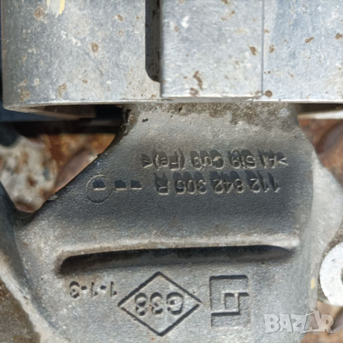 Тампон за мотор дачия 1.6 2017 година 112102235R, снимка 3 - Части - 44553512