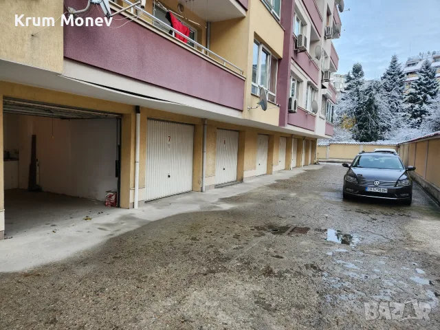 Гараж под наем в кв. Редута – ток, вода и санитарен възел , снимка 2 - Гаражи и паркоместа - 56253802