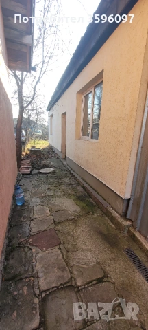 КЪЩА С ДВОР МОДЕРНО ПРЕДГРАДИЕ 