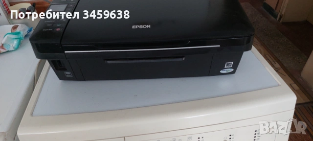 Цветен принтер, снимка 3 - Принтери, копири, скенери - 53441537