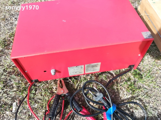 *ABSAAR-BIG CHARGER 12V-22AMP ВНОС SWISS 1110252244, снимка 5 - Аксесоари и консумативи - 52022662