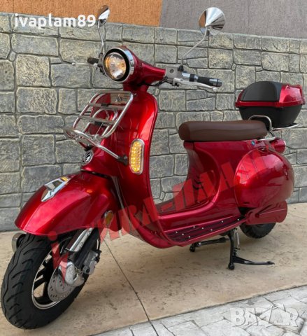 Електрически скутер Elektro Futura дизайн Vespa 4000W 20Ah/7 4000W 20Ah/72V+документи за регистрация, снимка 3 - Мотоциклети и мототехника - 34447368