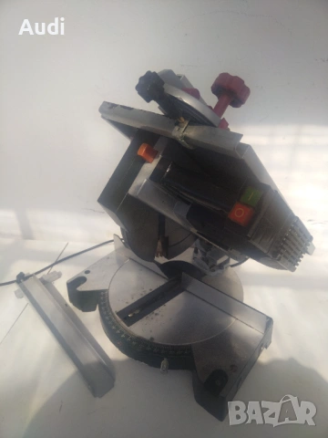 Професионален настолен потапящ циркуляр тип пендула.  Реже и  под ъгъл от 0° до 45° EINHELL 1200W, снимка 10 - Циркуляри - 53836376