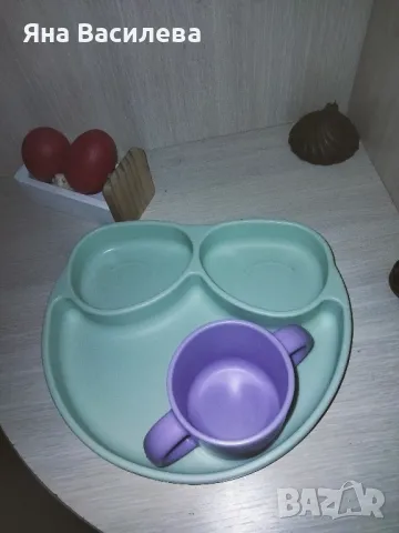 Силиконова чаша и чиния