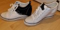 Дамски обувки на платформа оригинални, снимка 1 - Кецове - 40517696