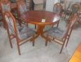 Комплект масивна разтегателна маса с 4 стола, снимка 2