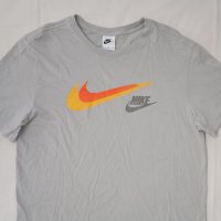 Nike Sportswear Tee оригинална тениска M Найк спорт памучна фланелка, снимка 2 - Спортни дрехи, екипи - 44258190