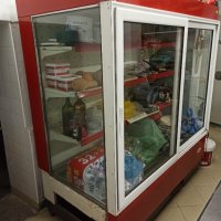 Хладилна витрина за газирани напитки - вертикална, снимка 2 - Друго търговско оборудване - 44166117