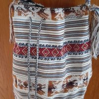 Продавам текстилна пъстра чанта, снимка 2 - Чанти - 41324258