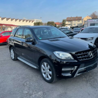 Mercedes-Benz ML 350 CDI BlueTEC AMG Line, снимка 8 - Автомобили и джипове - 36146511