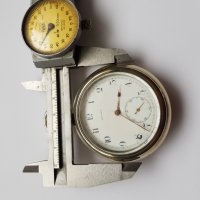 Античен голям джобен часовник OMEGA APW-149, снимка 2 - Антикварни и старинни предмети - 35936042