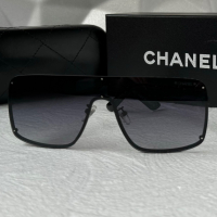 CH дамски слънчеви очила маска с лого, снимка 7 - Слънчеви и диоптрични очила - 44700986