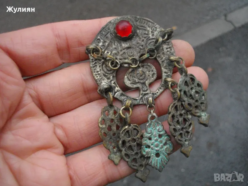 СТАРА БРОШКА ТРЕПКА СБХ , снимка 1