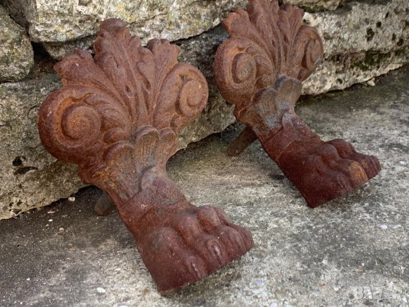 Лъвски крака от лят чугун за вграждане в камина, снимка 1