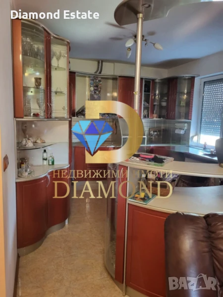 Пети етаж от сграда в Димитровград, кв. Славянски, снимка 1