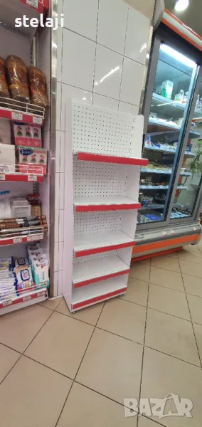 Рекламен стелаж с перфориран гръб, снимка 1