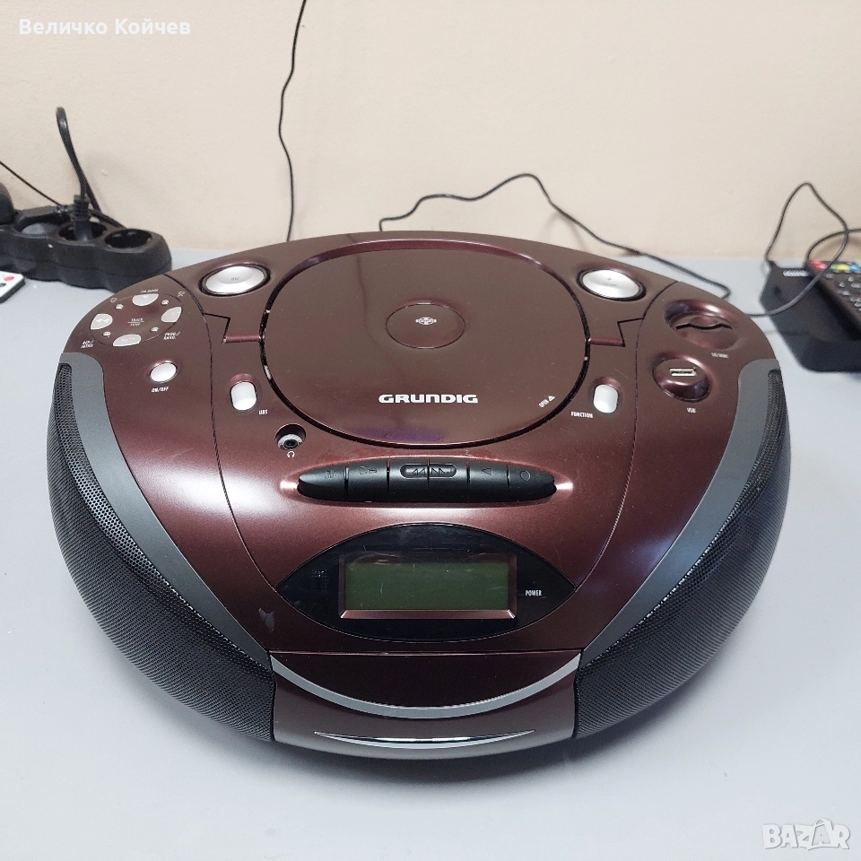 Радиокасетофон Grundig със cd,usb,sd card!, снимка 1