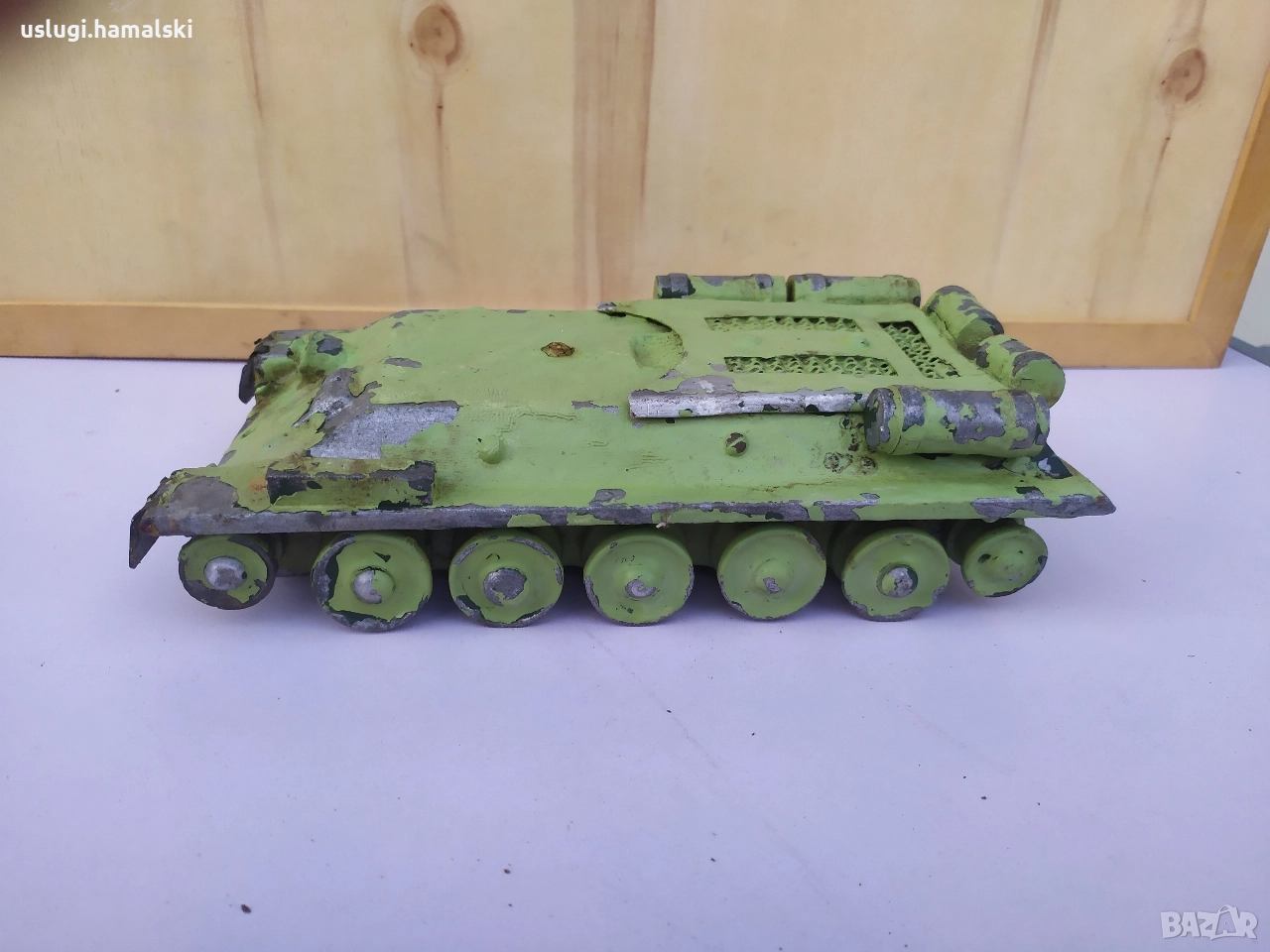 Стар метален макет на танк, снимка 1