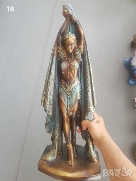 Статуетка, снимка 1