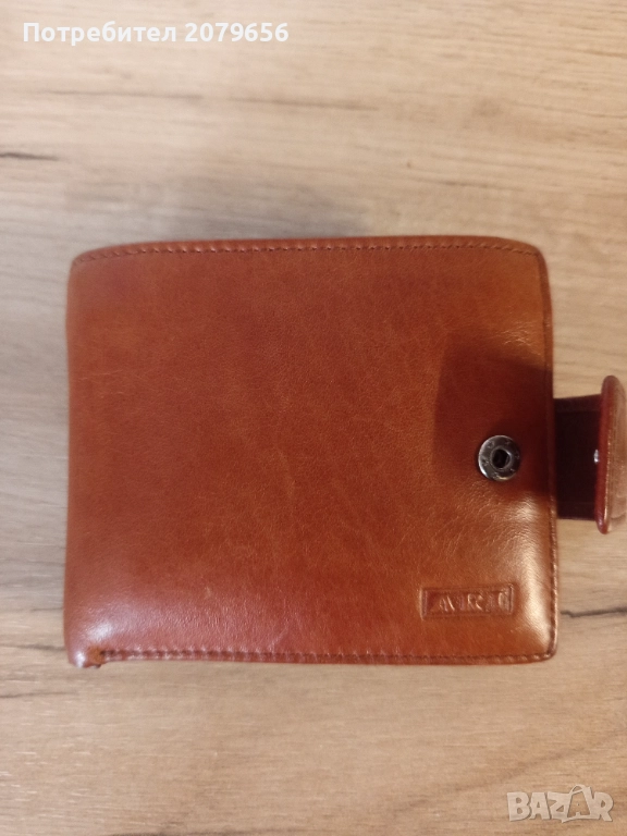 Продавам кожен портфейл , снимка 1