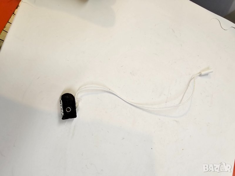 Ключ с въженце - при дърпане включва и изключва - 2А/ 250V, снимка 1