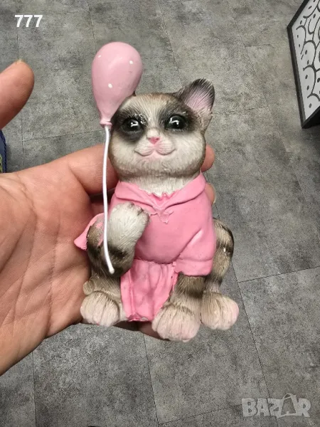 фигурки котка с балон, снимка 1