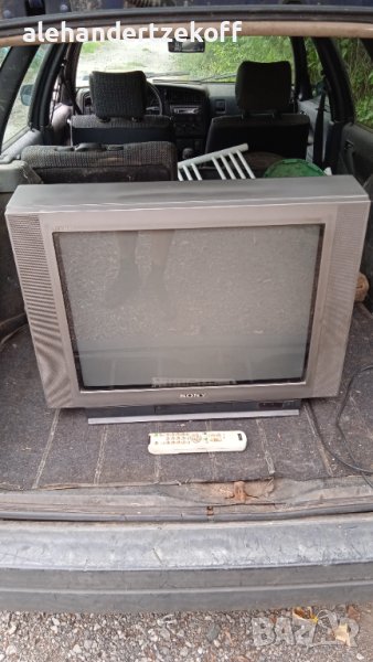 Телевизор Sony Trinitron диагонал 61 см, снимка 1