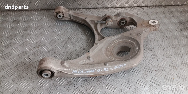 Носач Mercedes ML63 AMG W166 2013г.(заден ляв)	, снимка 1