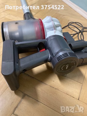 Прахосмукачка Dyson V7, снимка 11 - Прахосмукачки - 44464198