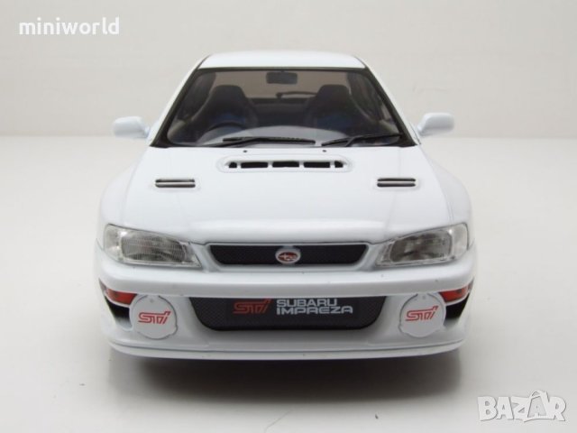 Subaru Impreza 22B 1998 - мащаб 1:18 на Solido моделът е нов в кутия, снимка 7 - Колекции - 44474303