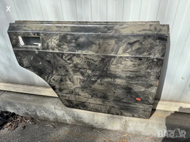 ЗАДНА ДЯСНА ВРАТА ЛАДА ВАЗ 2105 НОВ РУСКИ