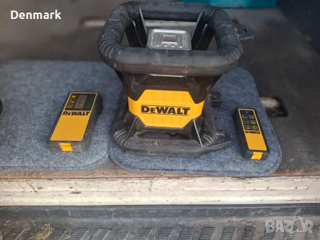 Ротационен лазерен нивелир DeWALT DCE79G, снимка 2 - Измервателни инструменти - 55970203