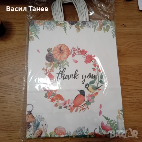 хартиени подаръчни чанти по 12 бр в пакет