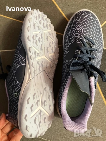 Обувки за футбол-стоножки